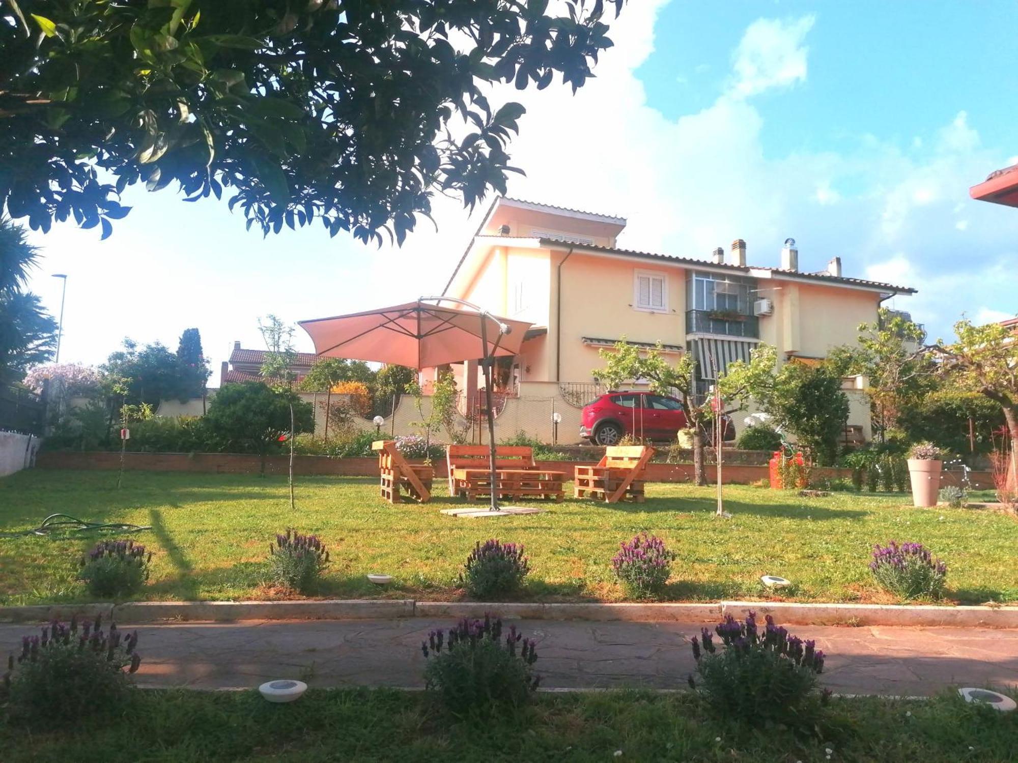 Da Piero E Gina Hotel Palidoro Bagian luar foto