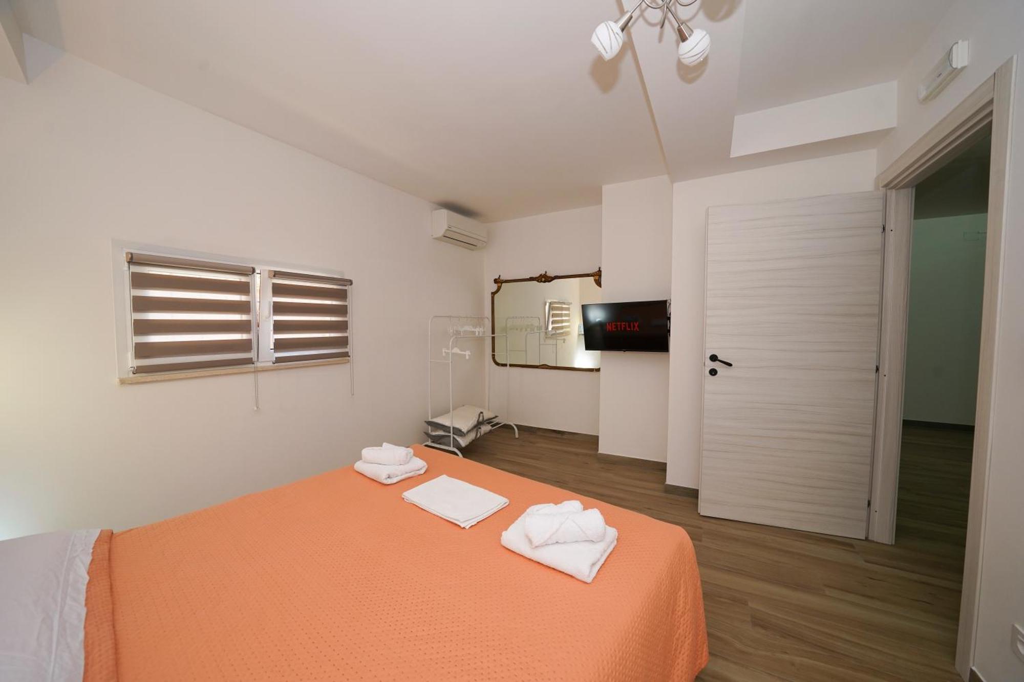 Da Piero E Gina Hotel Palidoro Bagian luar foto