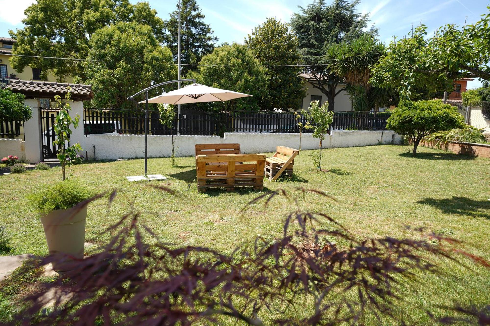 Da Piero E Gina Hotel Palidoro Bagian luar foto